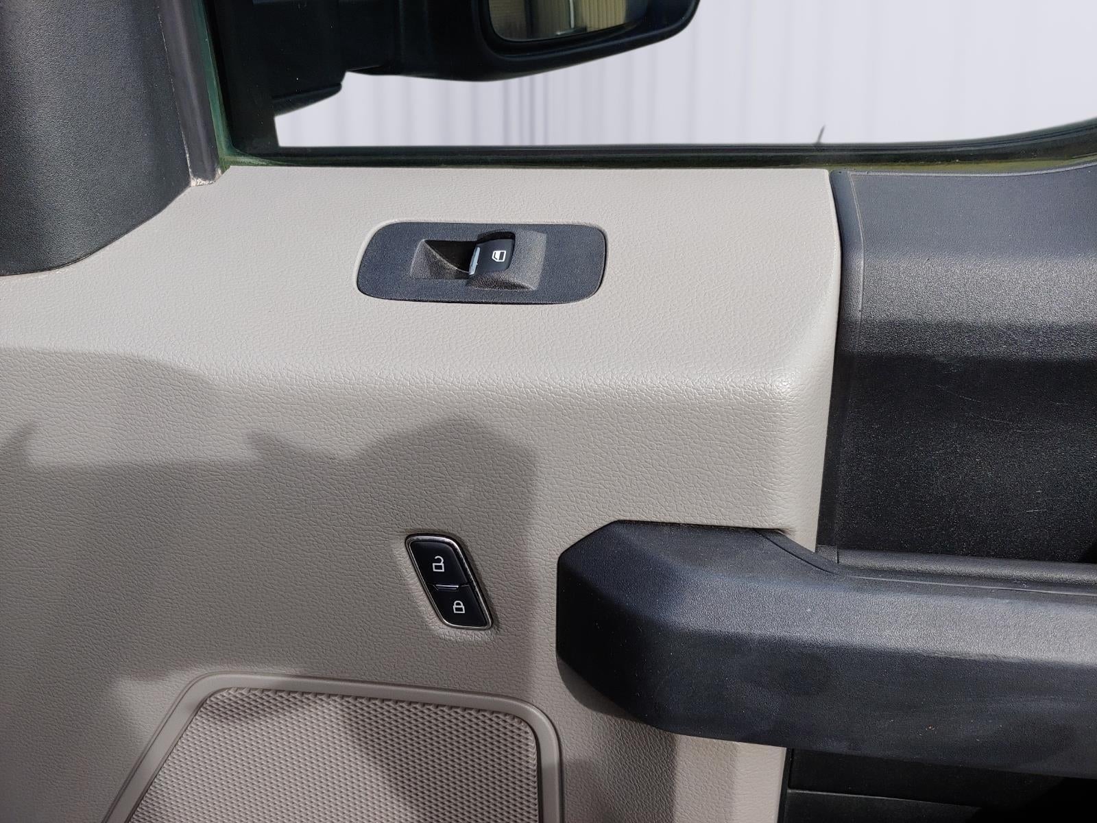 2017 Ford Super Duty F-250 SRW XLT