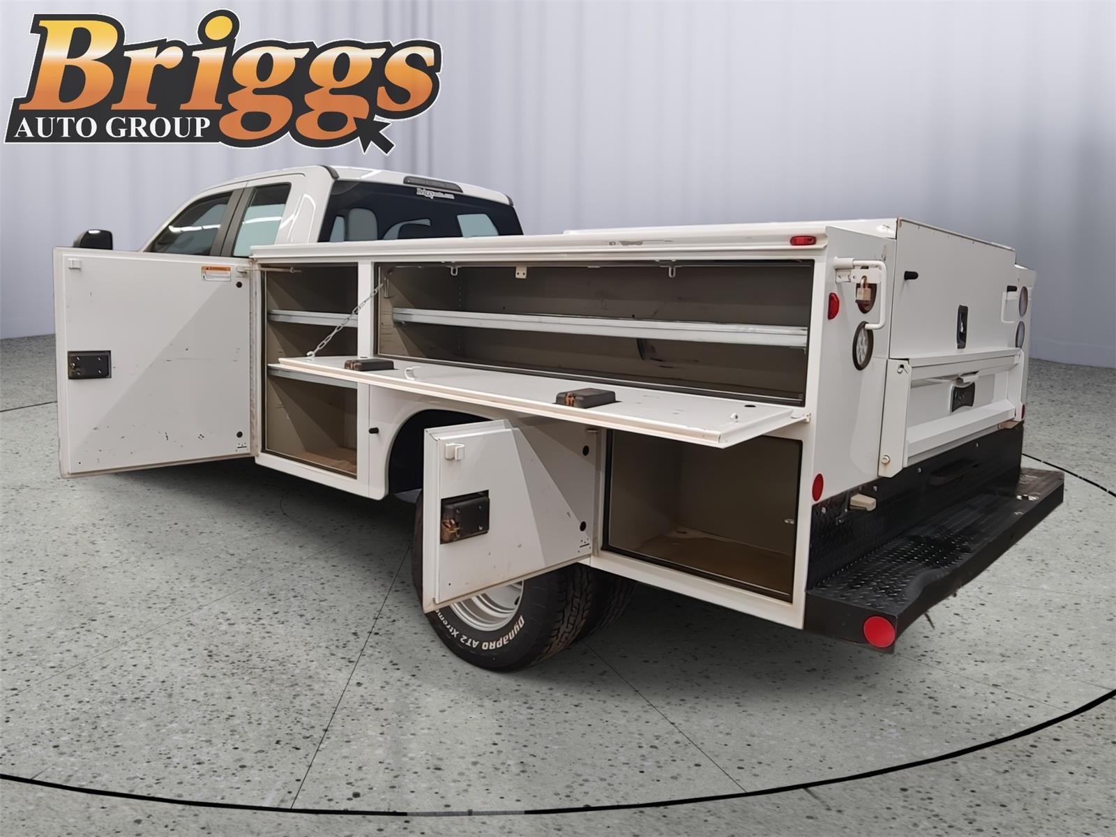 2017 Ford Super Duty F-350 DRW XL