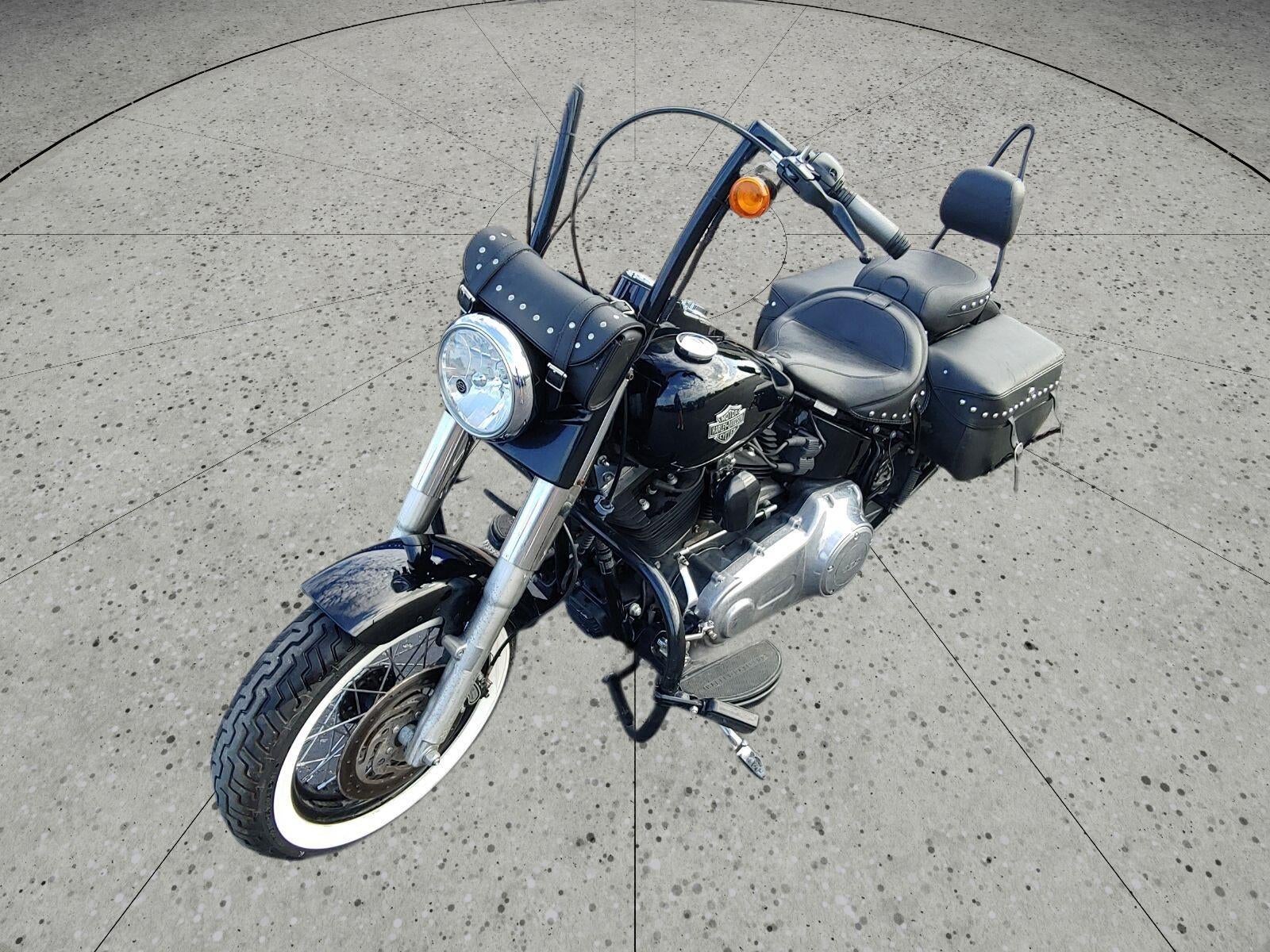 2012 HARLEY-DAVIDSON SOFTAIL Base
