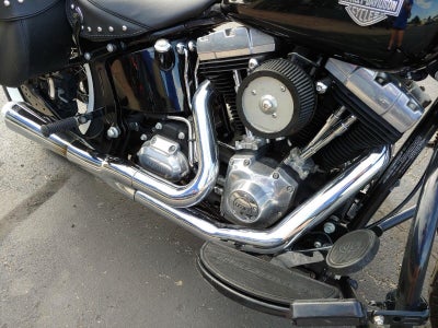 2012 HARLEY-DAVIDSON SOFTAIL Base
