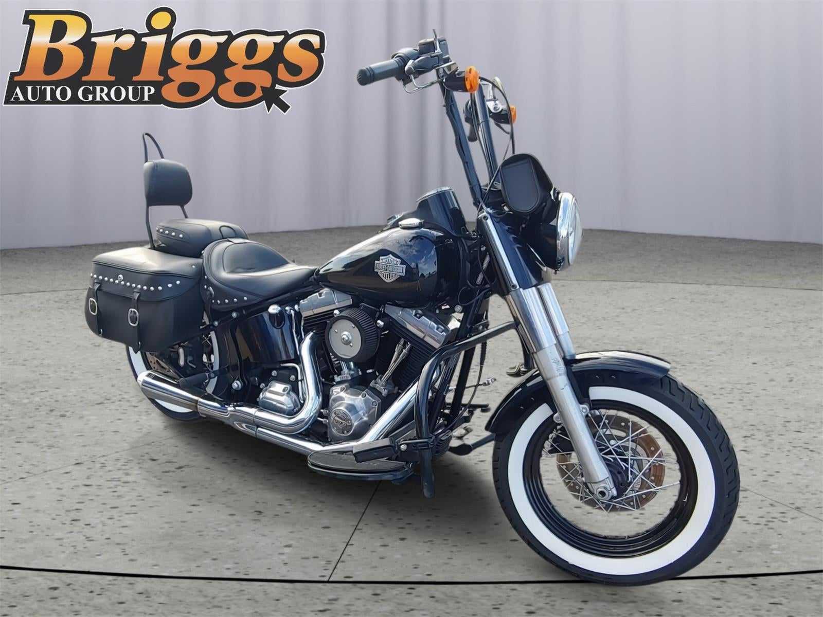 2012 HARLEY-DAVIDSON SOFTAIL Base
