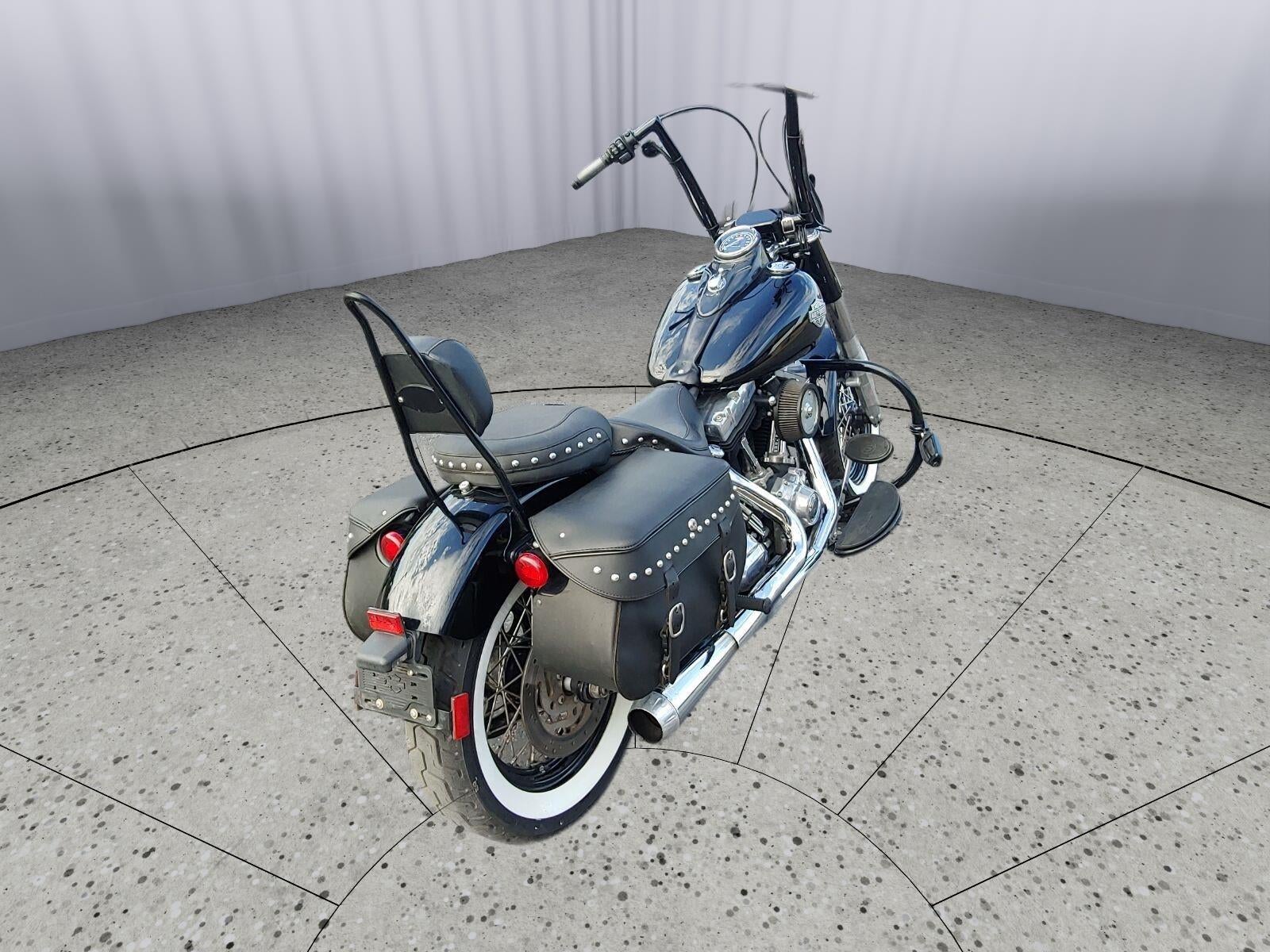 2012 HARLEY-DAVIDSON SOFTAIL Base