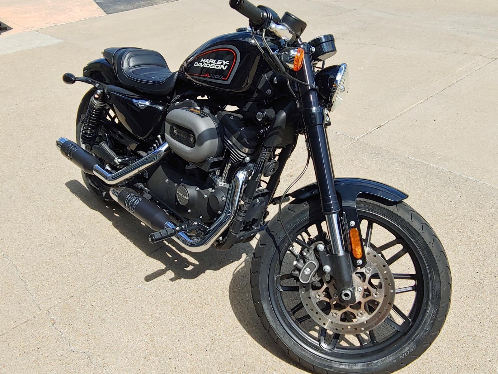 2020 HARLEY-DAVIDSON XL1200 ROADSTER Base