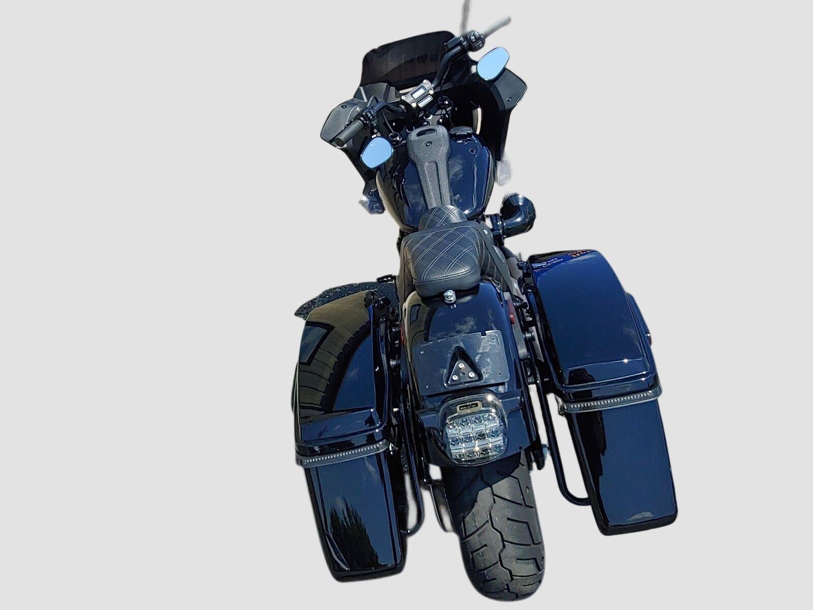 2023 HARLEY-DAVIDSON LOW RIDER Base