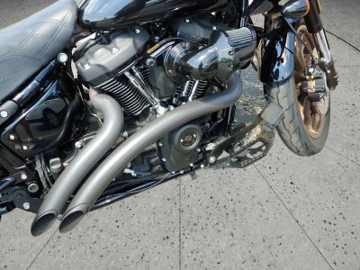 2023 HARLEY-DAVIDSON LOW RIDER Base