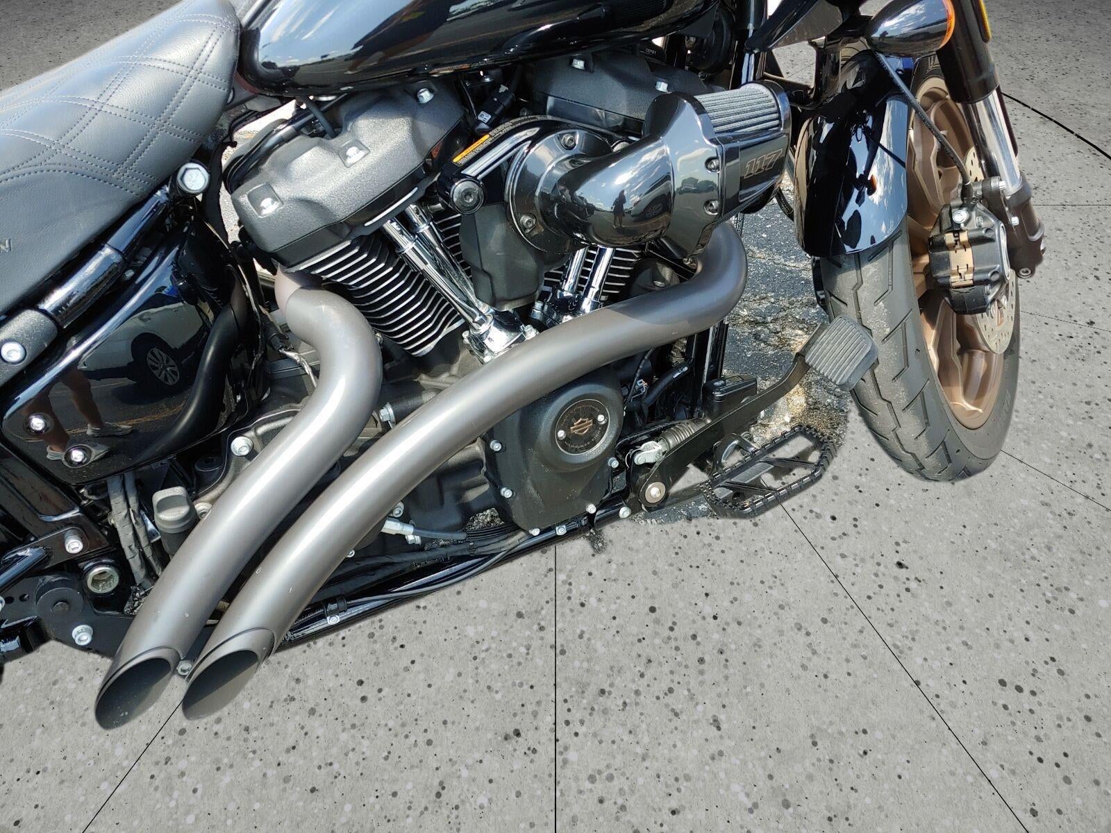 2023 HARLEY-DAVIDSON LOW RIDER Base