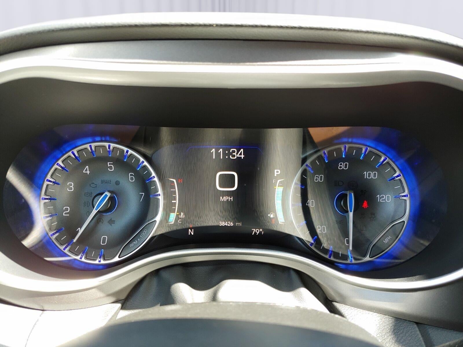 2023 Chrysler Pacifica Touring L