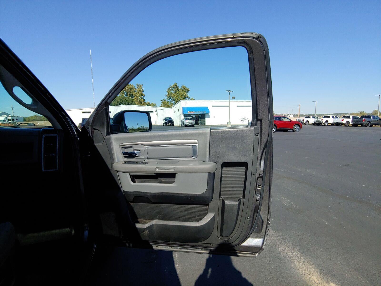 2019 RAM 1500 Classic Tradesman