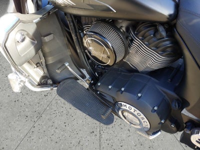 2020 INDIAN MOTOCYCLE ROADMASTER Base