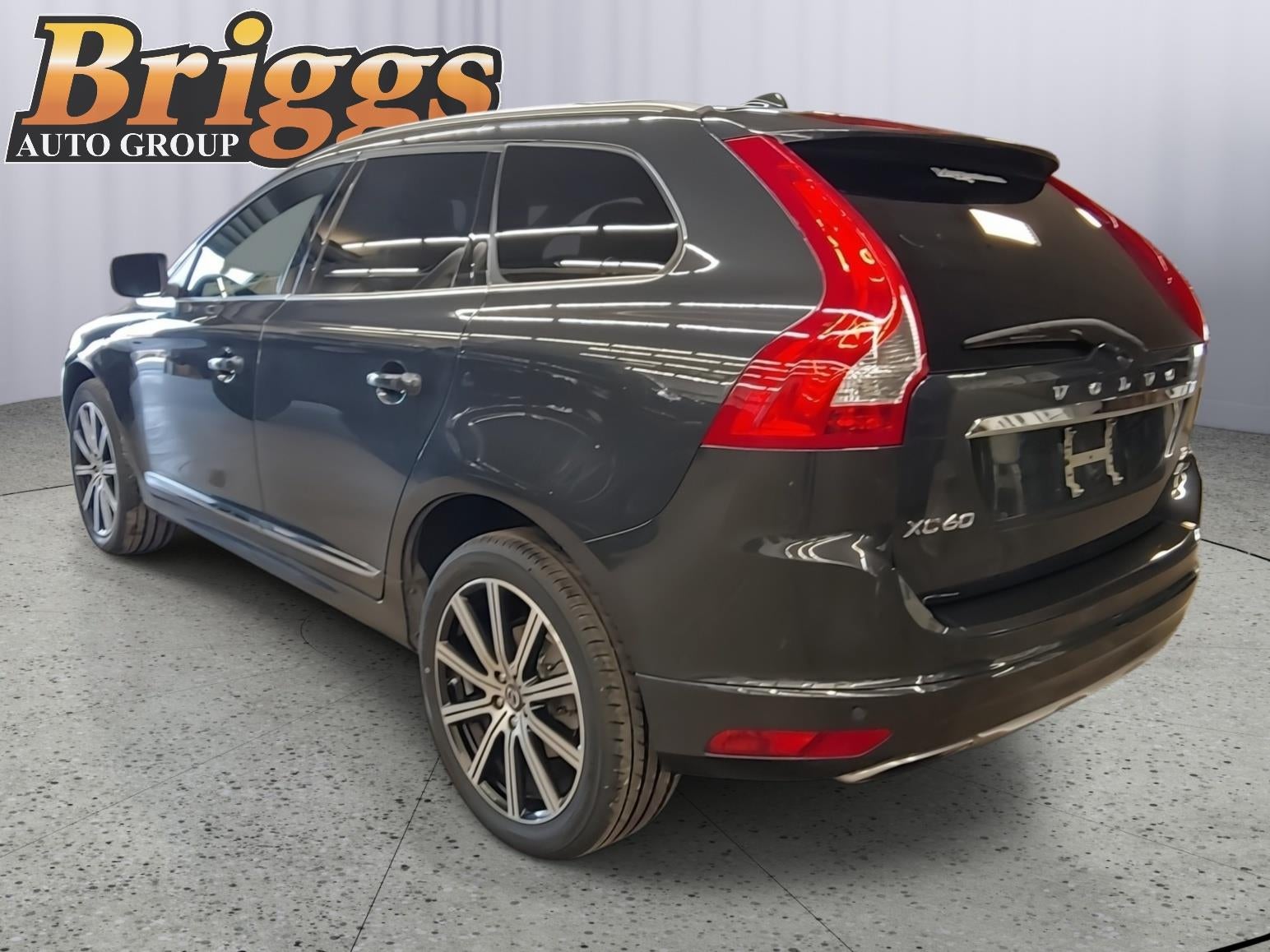 2015 Volvo XC60 T6 Platinum