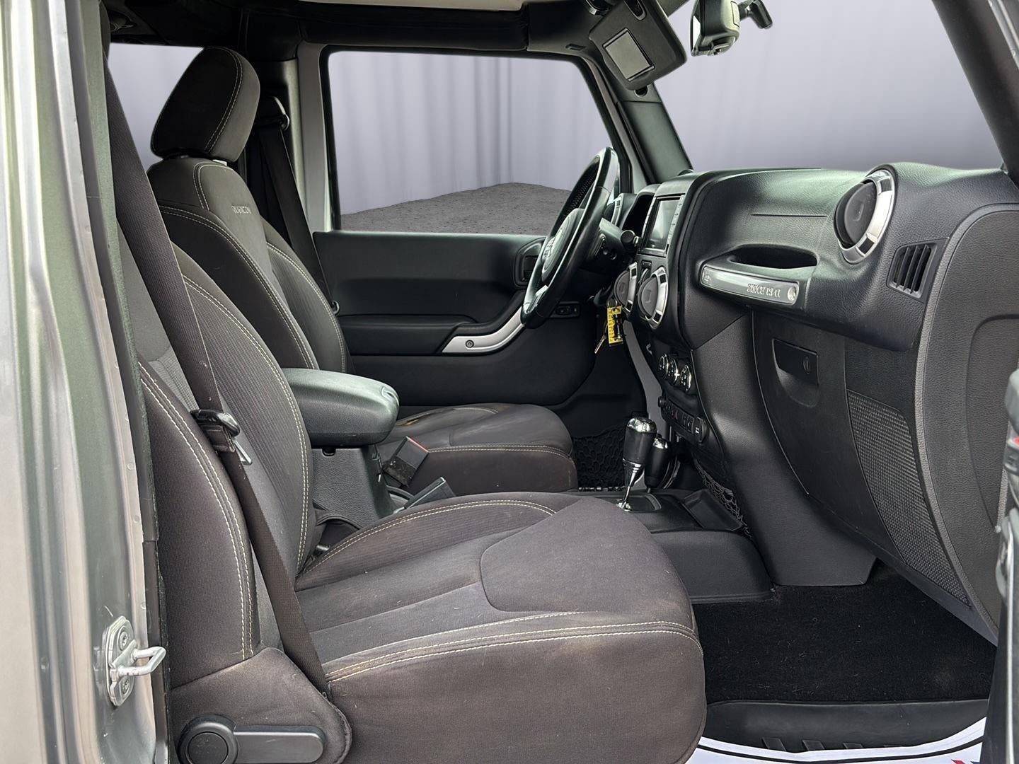 2013 Jeep WRANGLER UNLIMITED Base