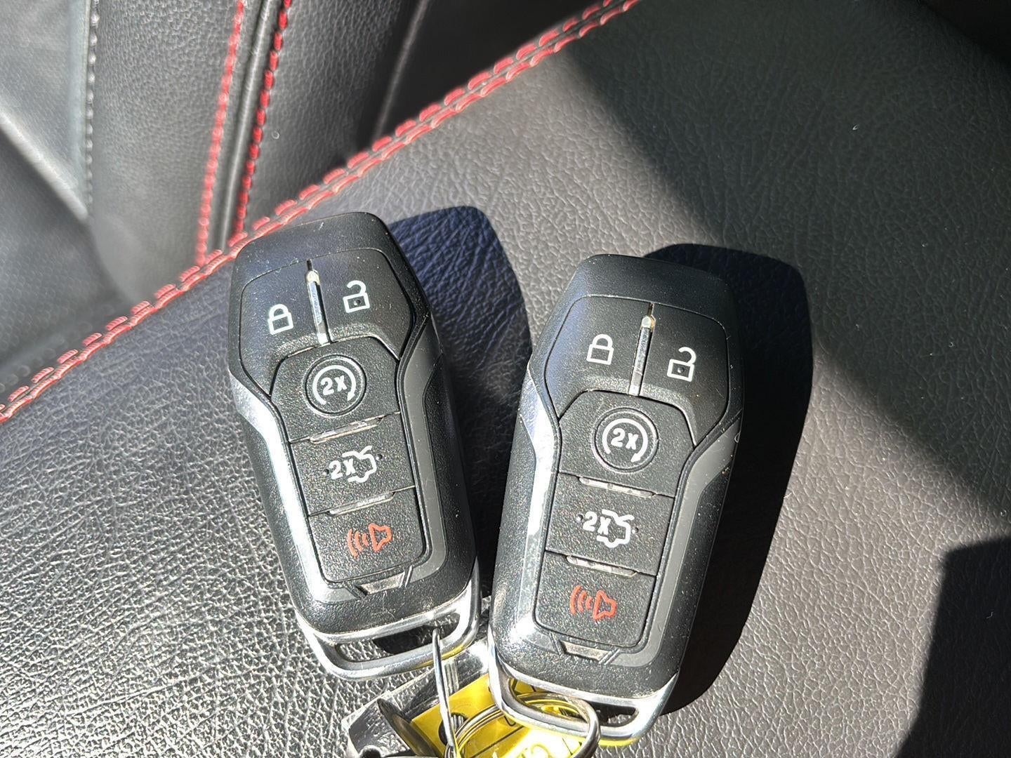 2016 Ford EXPLORER Base