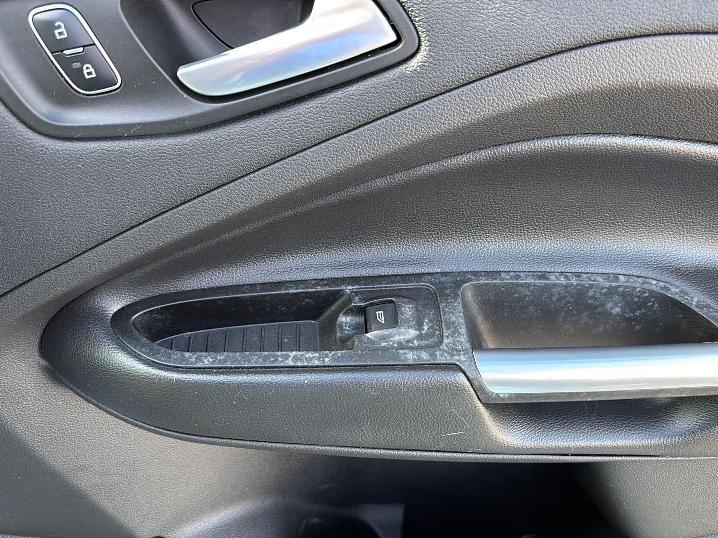 2017 Ford Escape Base