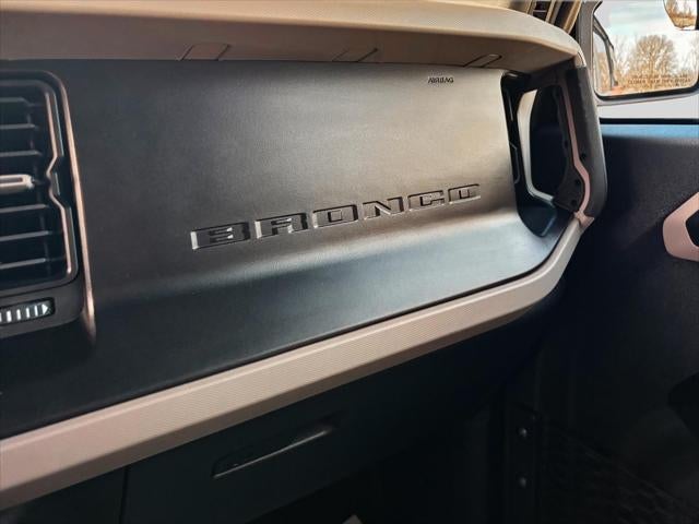 2021 Ford BRONCO Base