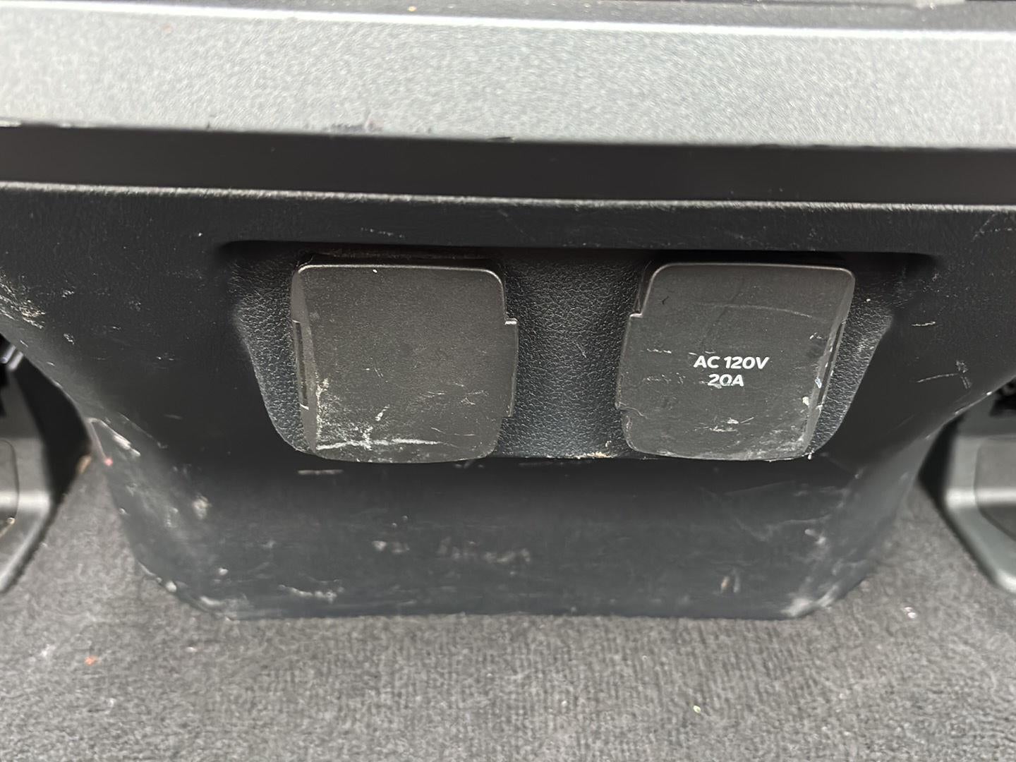 2023 Ford Super Duty F-250 SRW LARIAT