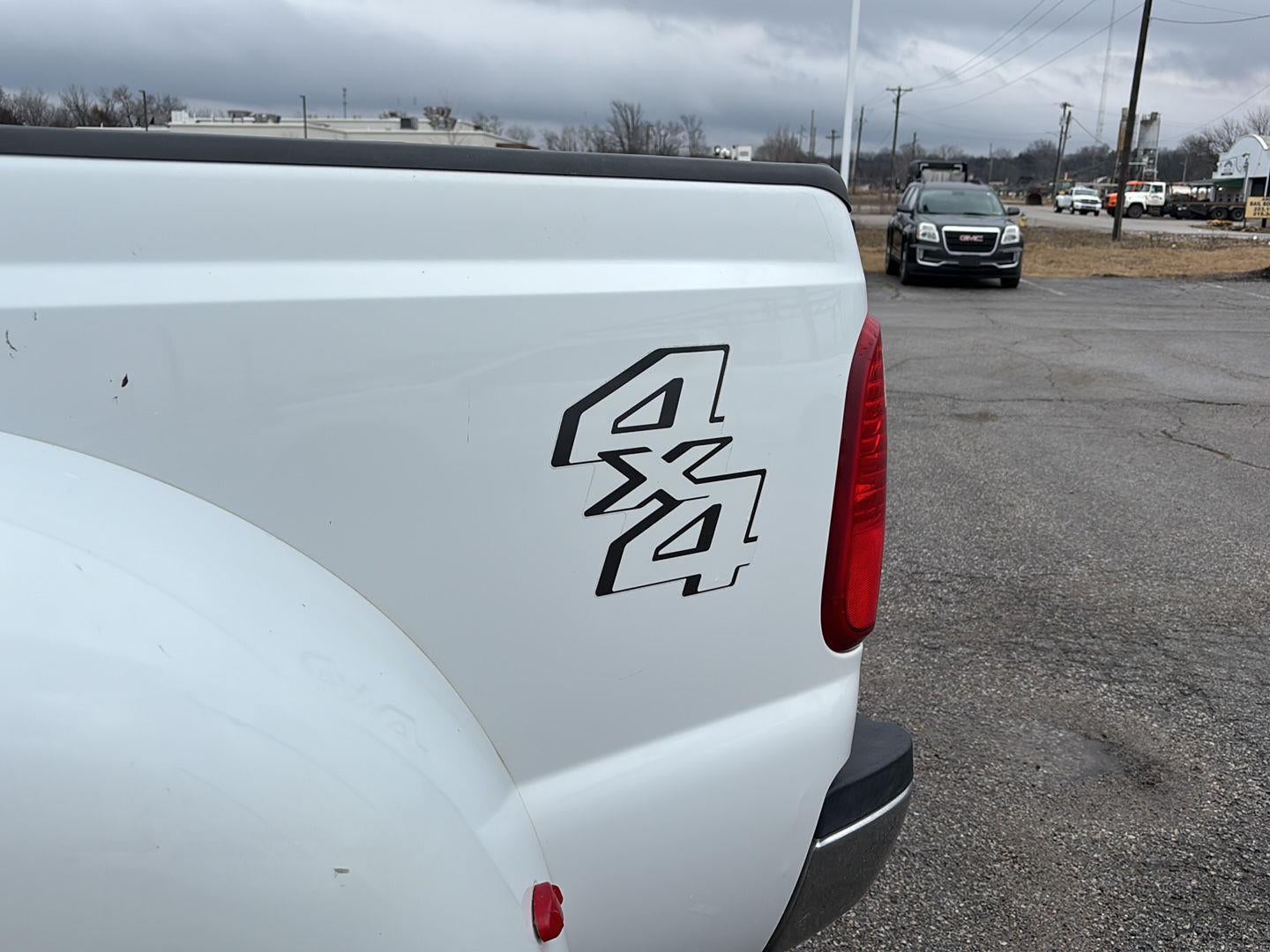 2016 Ford Super Duty F-350 DRW XL