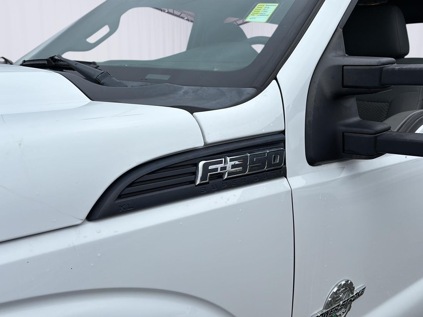 2016 Ford Super Duty F-350 DRW XL