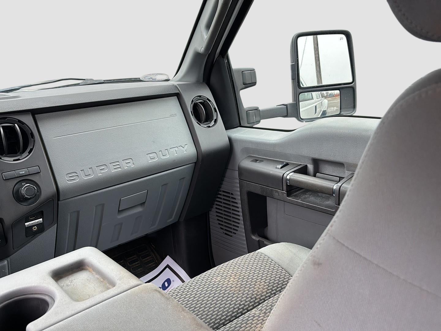 2016 Ford Super Duty F-350 DRW XL