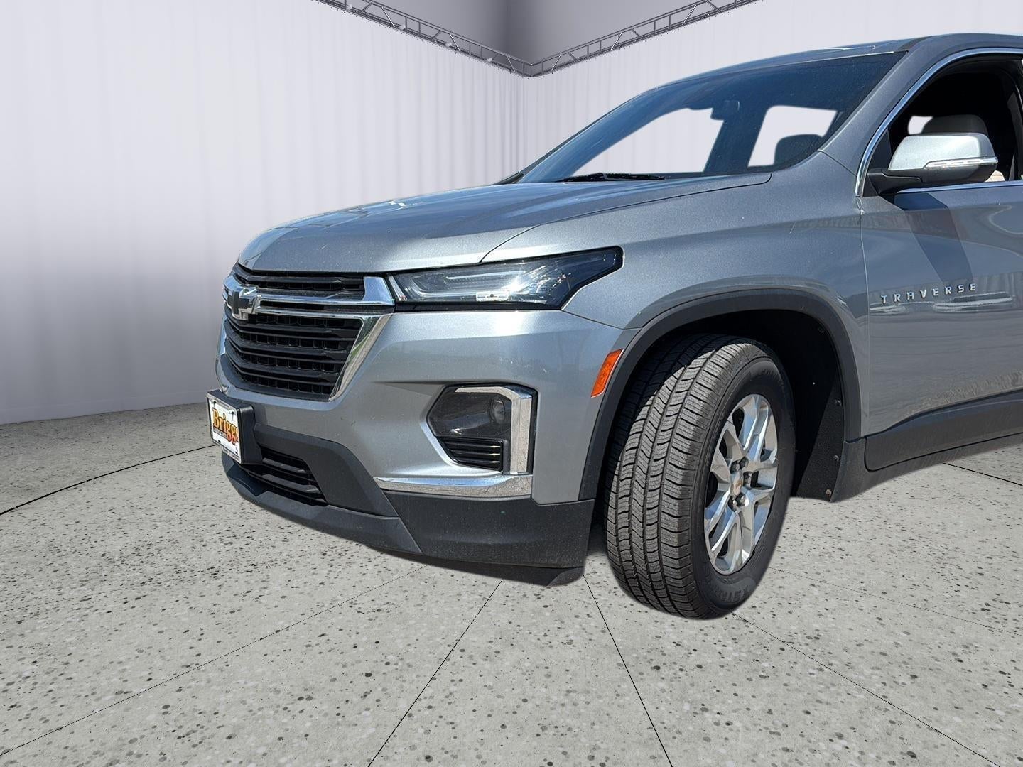2023 Chevrolet Traverse LS