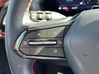 2024 Chevrolet TRAVERSE Base