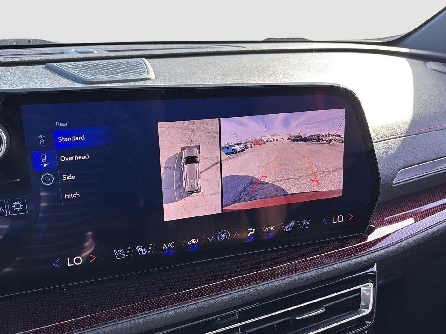 2024 Chevrolet TRAVERSE Base