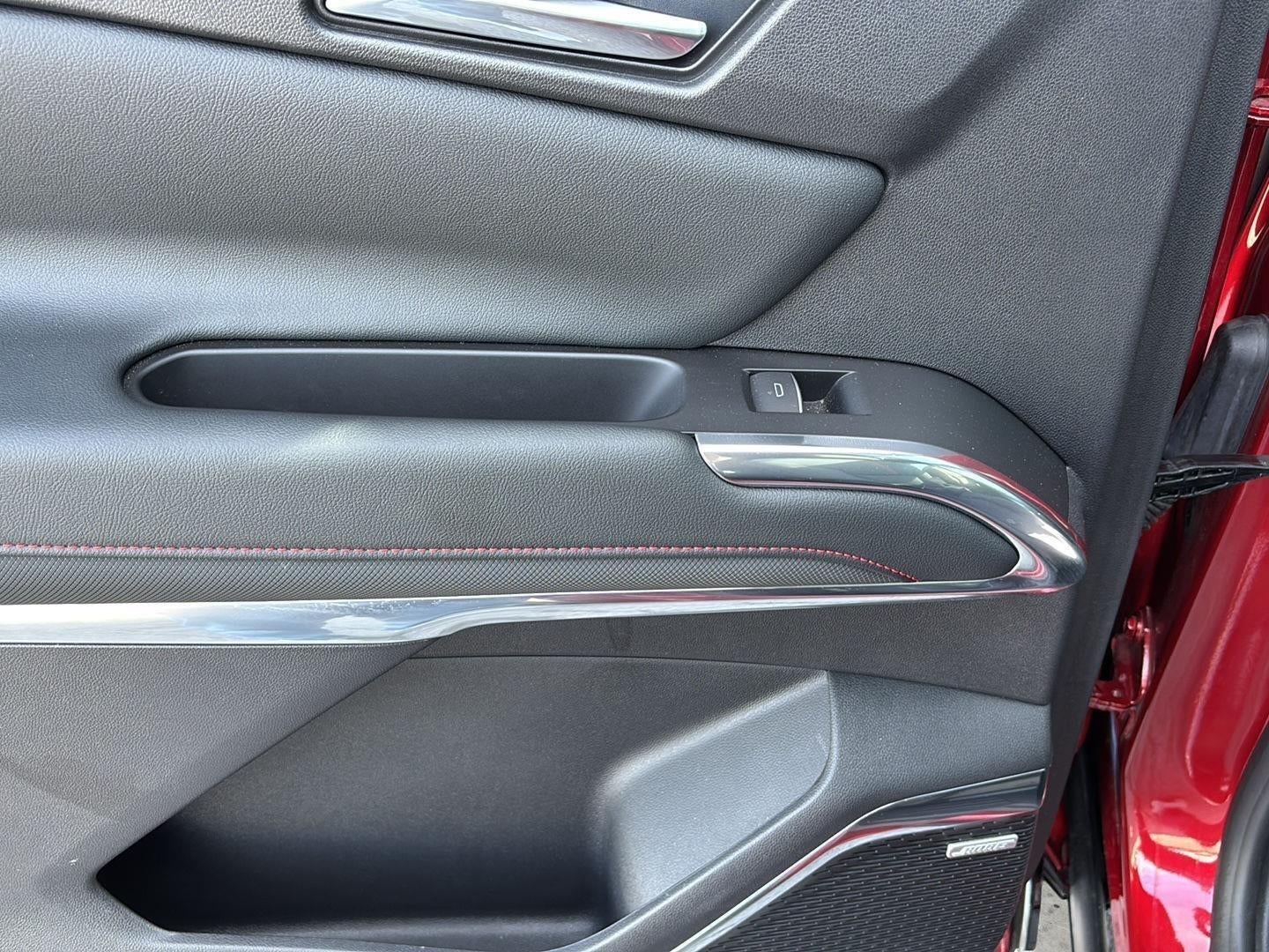 2024 Chevrolet TRAVERSE Base