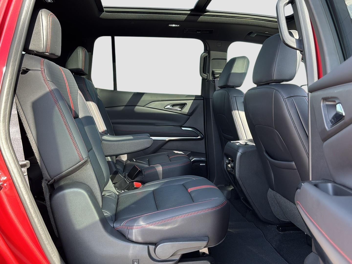 2024 Chevrolet TRAVERSE Base