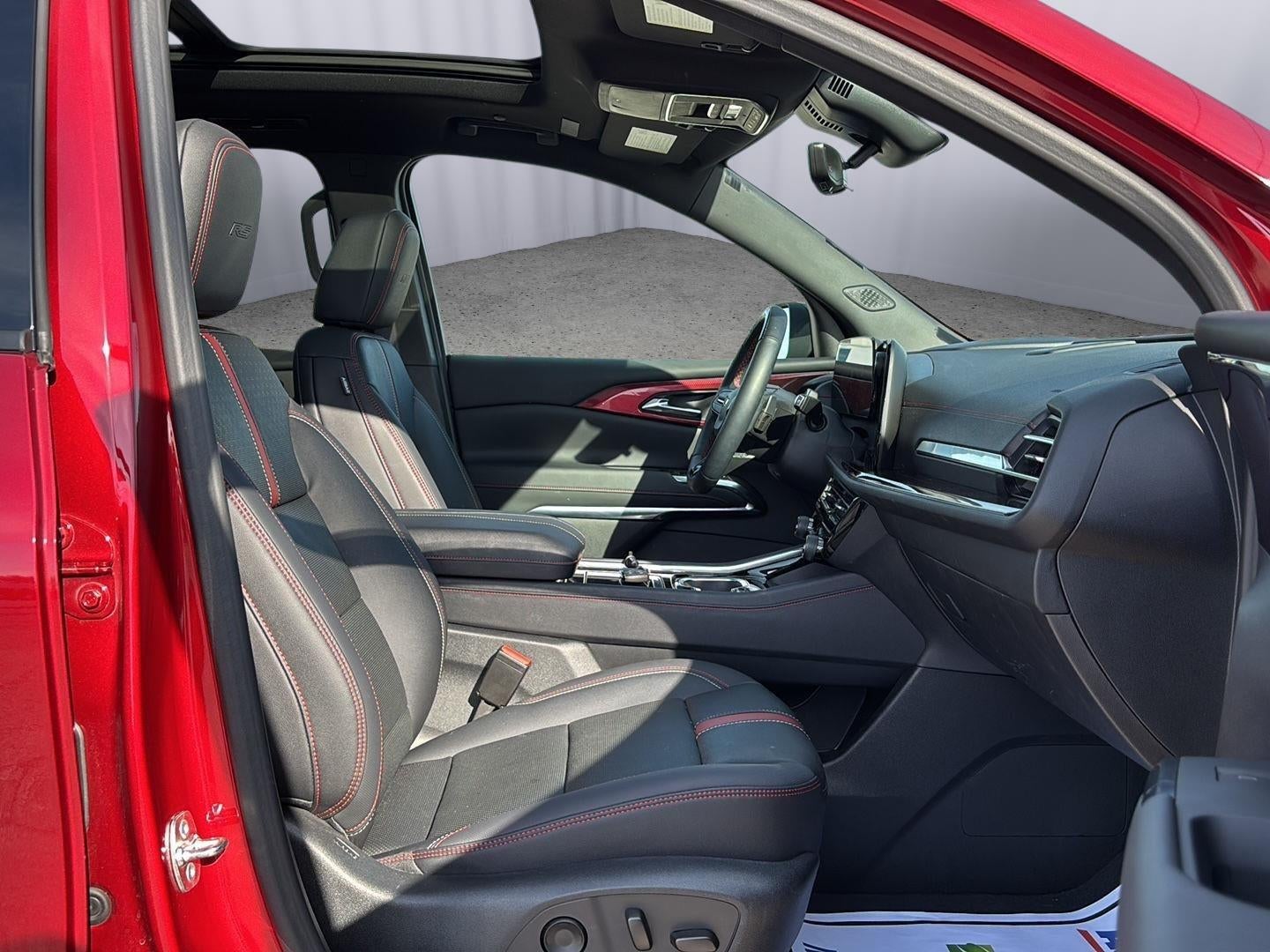 2024 Chevrolet TRAVERSE Base