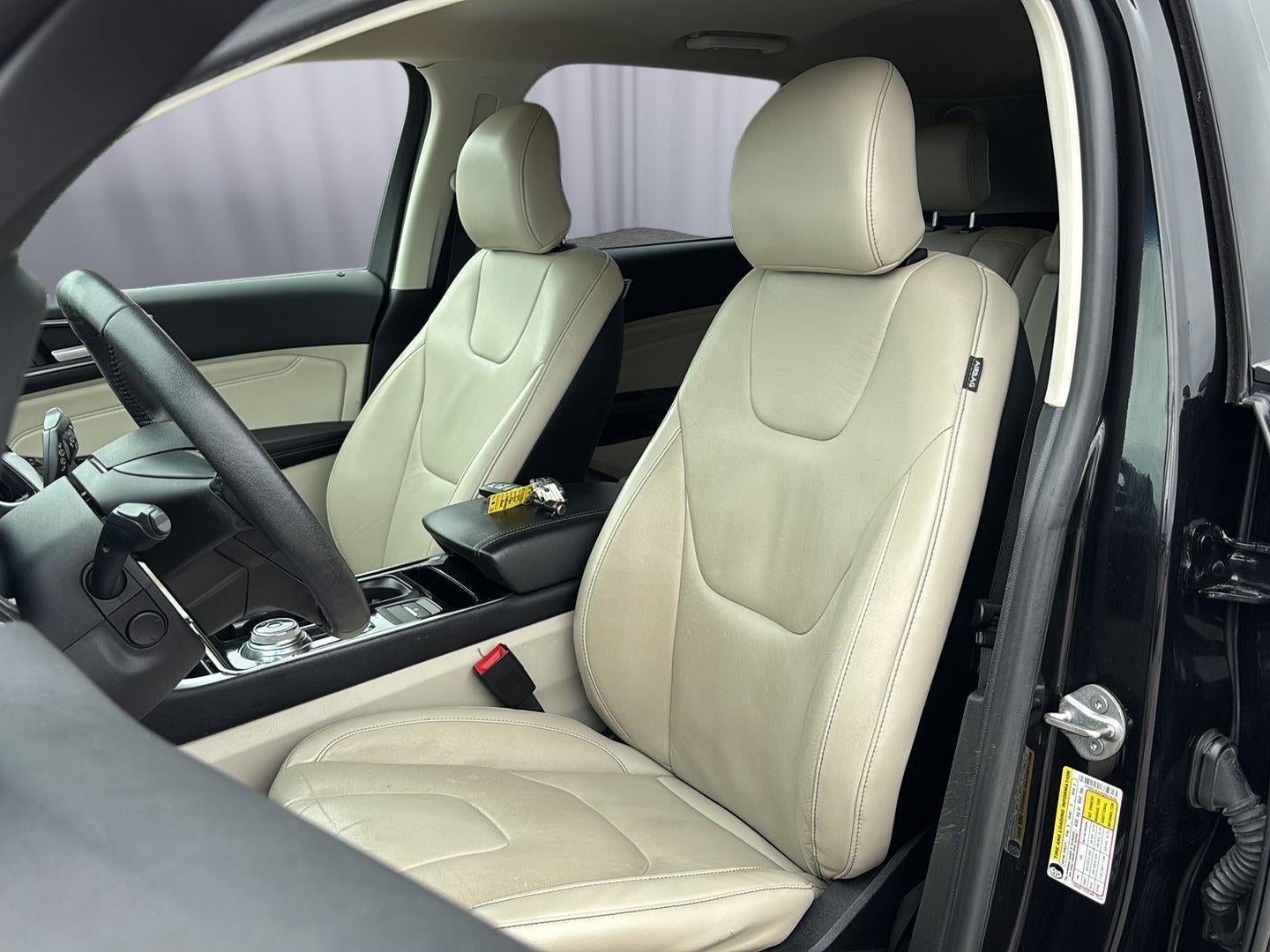 2019 Ford Edge Titanium