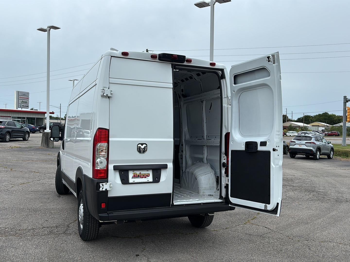 2025 RAM ProMaster Cargo Van Tradesman