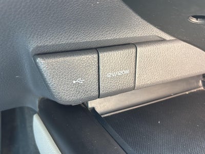 2022 Toyota Camry Hybrid LE