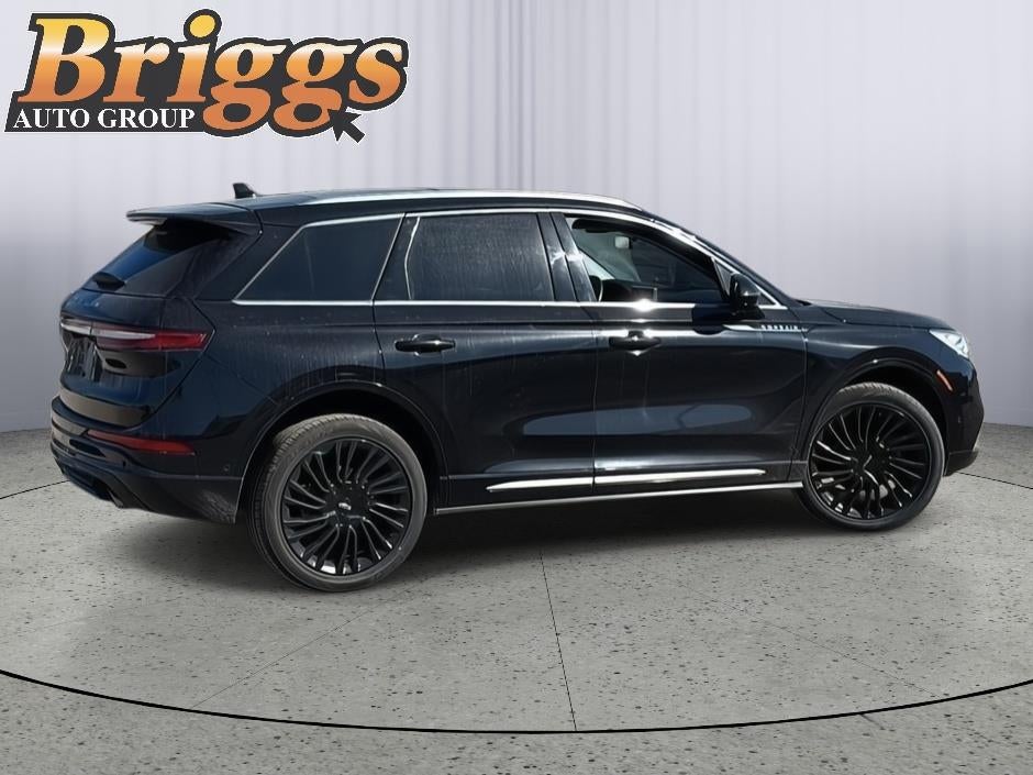 2022 Lincoln CORSAIR Base