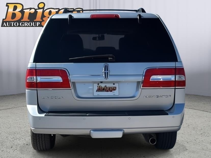 2014 Lincoln Navigator Base