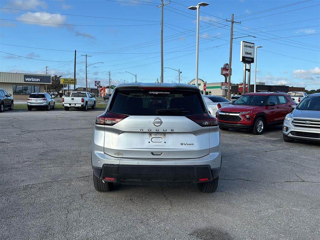 2024 Nissan Rogue SV