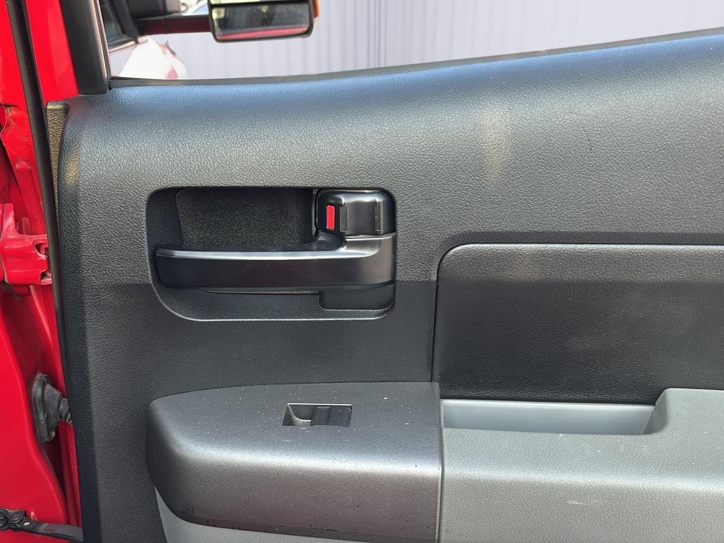 2011 Toyota Tundra Truck GRADE