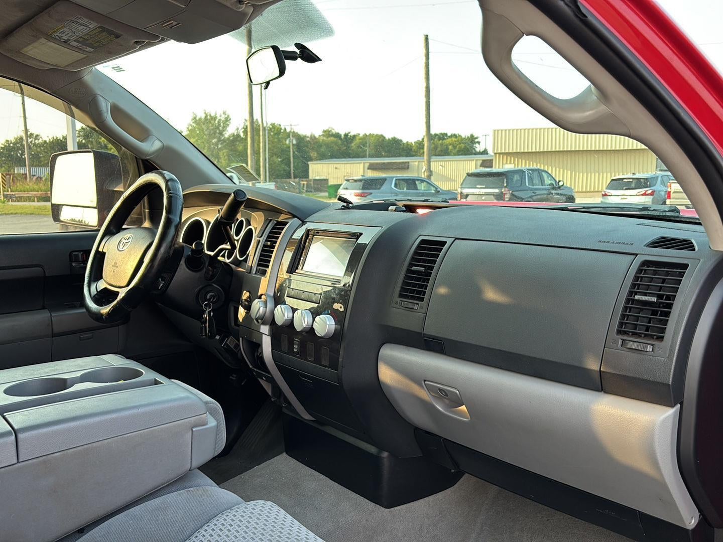 2011 Toyota Tundra Truck GRADE