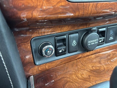 2017 INFINITI QX80 Base