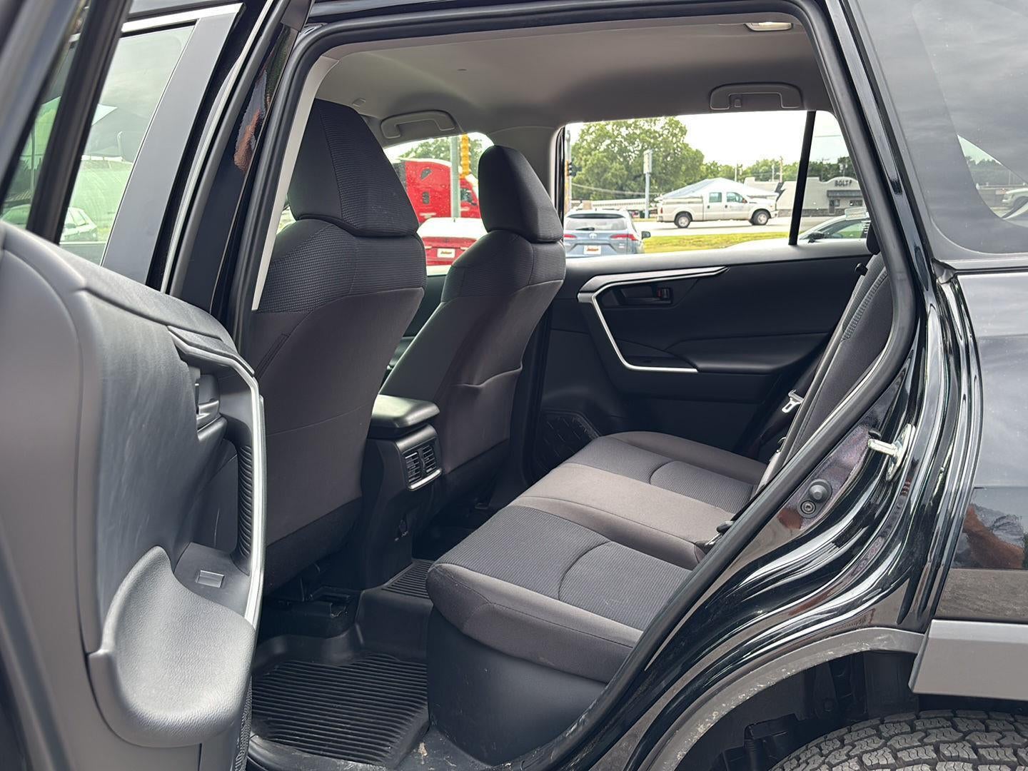 2023 Toyota RAV4 Hybrid LE