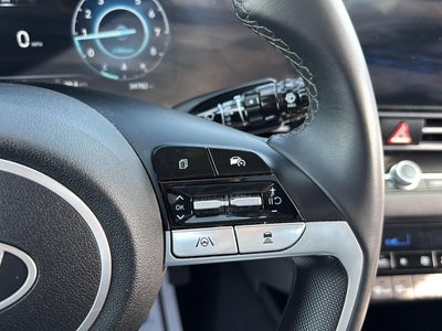 2025 Hyundai ELANTRA SEL