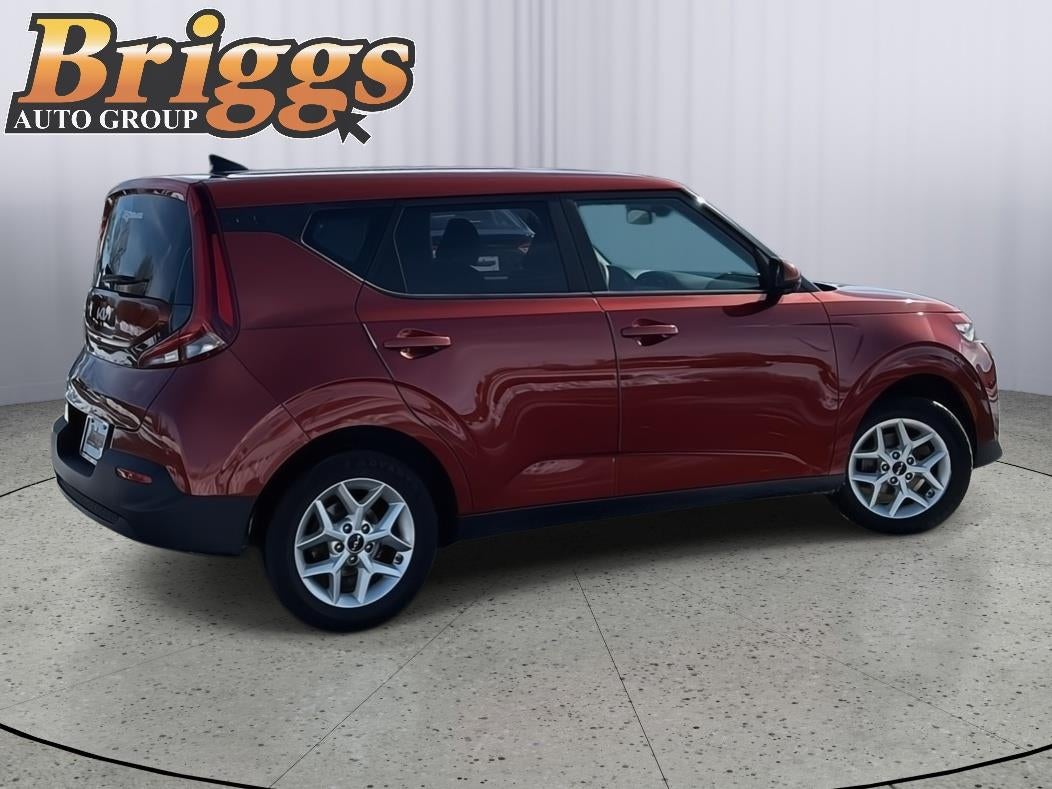2022 Kia Soul LX