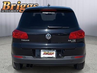 2013 Volkswagen Tiguan S w/Sunroof