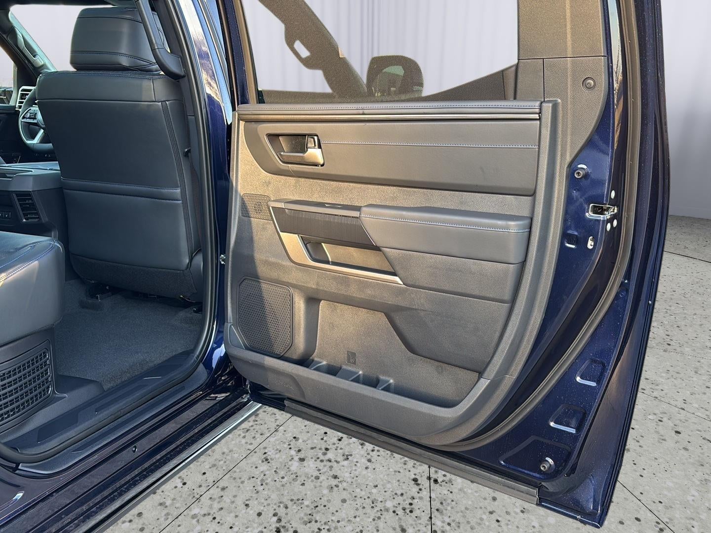 2026 Toyota Tundra i-FORCE MAX Tundra Platinum