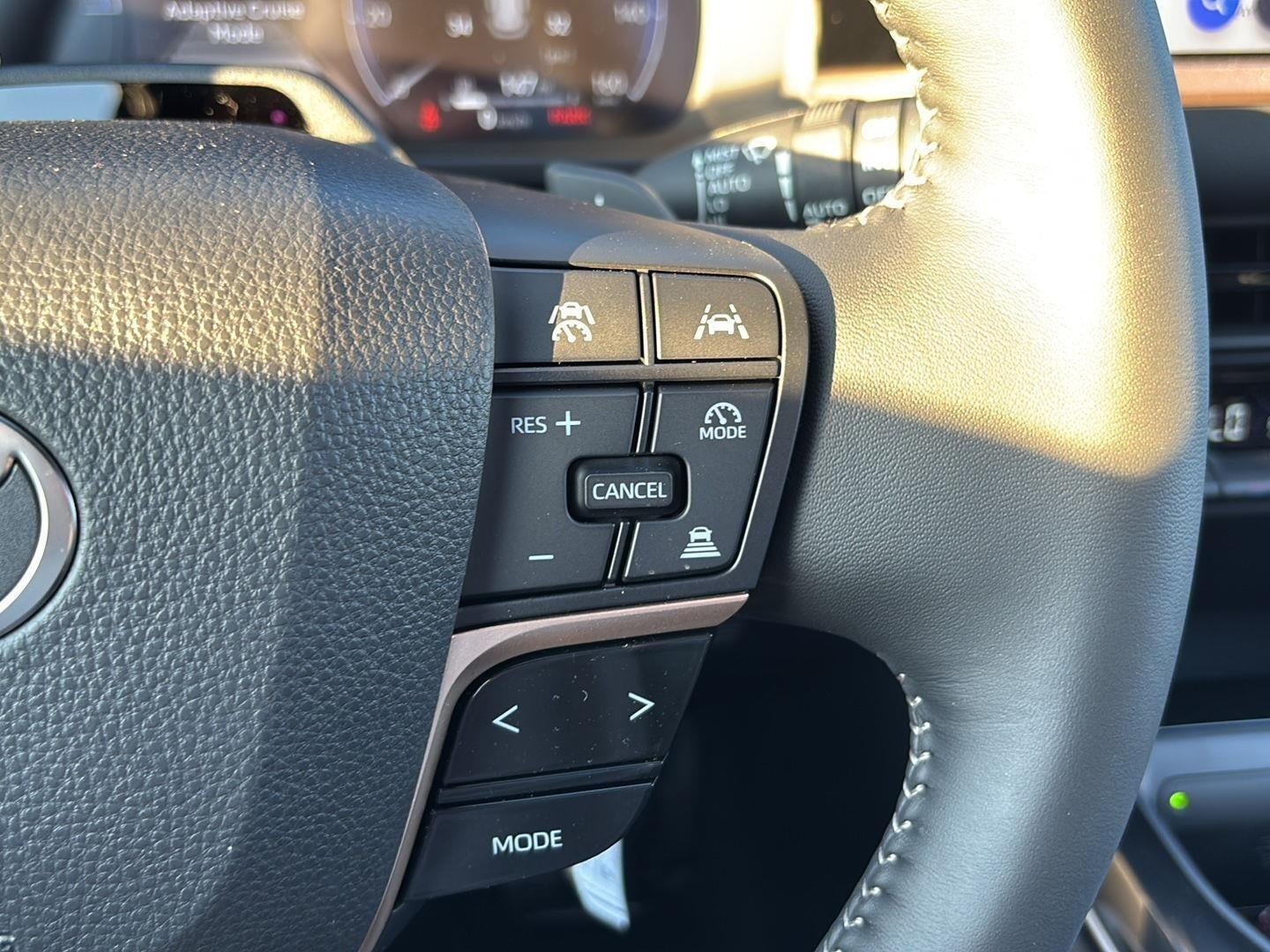 2025 Toyota Toyota Crown Signia Limited