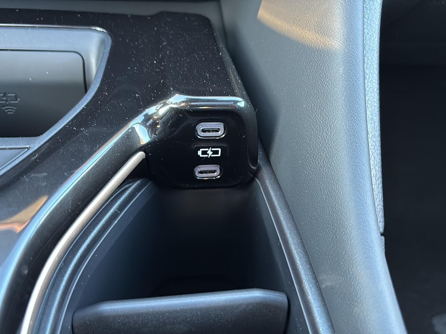 2025 Toyota Toyota Crown Signia Limited