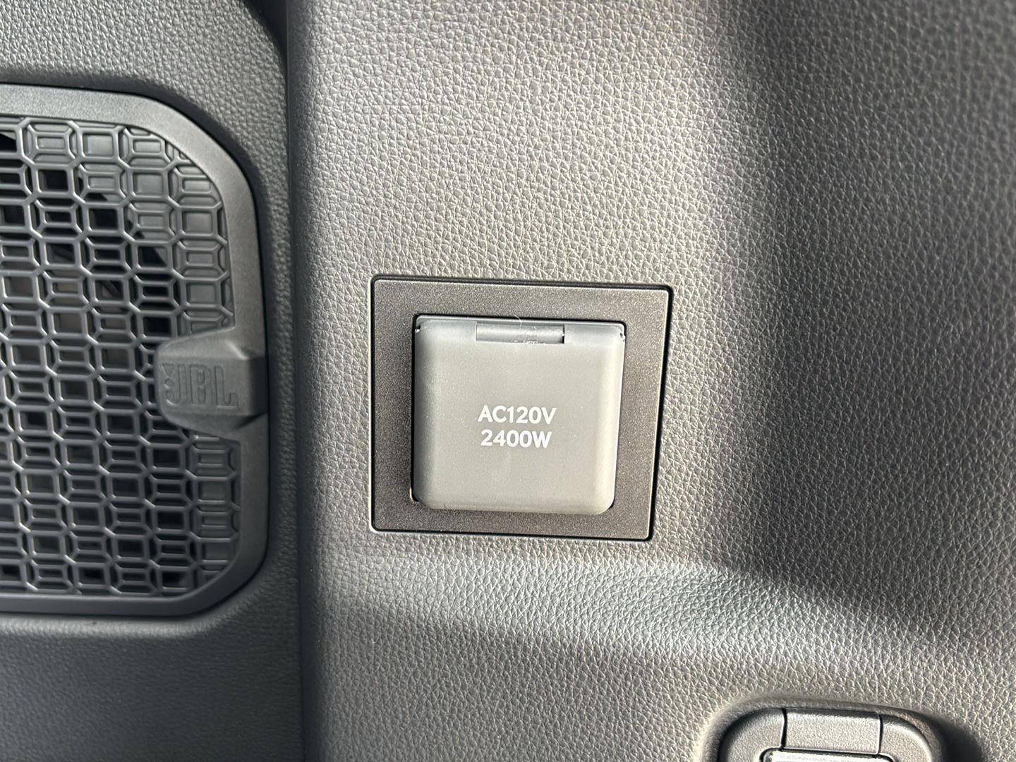 2025 Toyota 4Runner i-FORCE MAX 4Runner Trailhunter