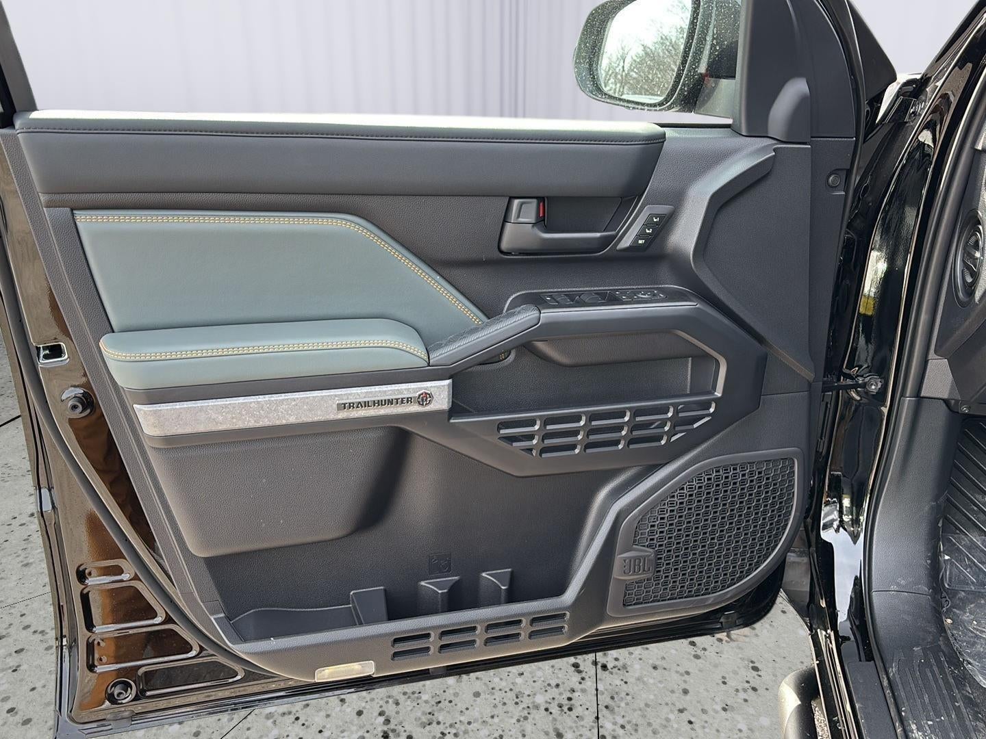 2025 Toyota 4Runner i-FORCE MAX 4Runner Trailhunter