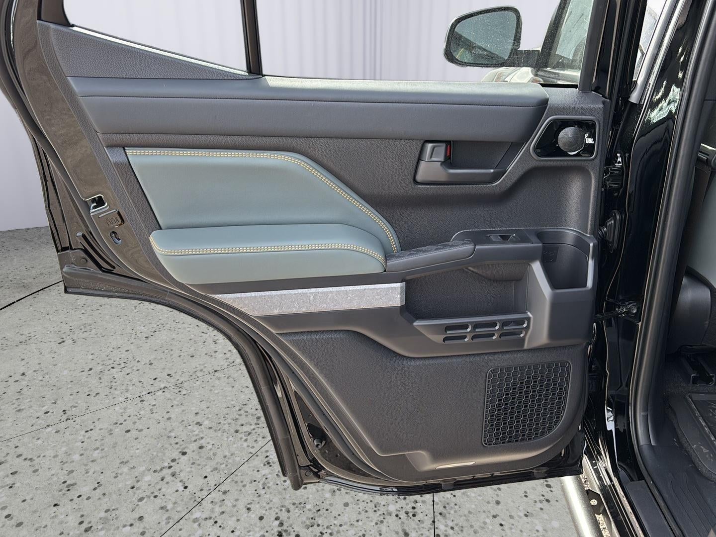 2025 Toyota 4Runner i-FORCE MAX 4Runner Trailhunter