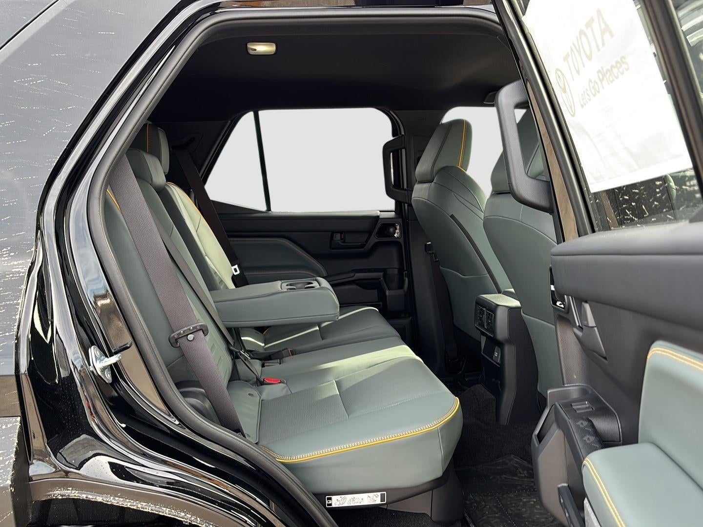 2025 Toyota 4Runner i-FORCE MAX 4Runner Trailhunter